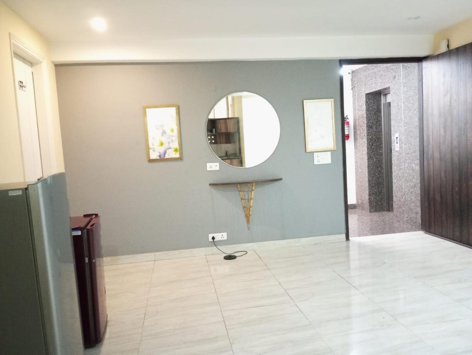 Nuab House - Near Fortis, Max, Medanta, Paras Hospitals And Huda Metro Gurgaon Dış mekan fotoğraf