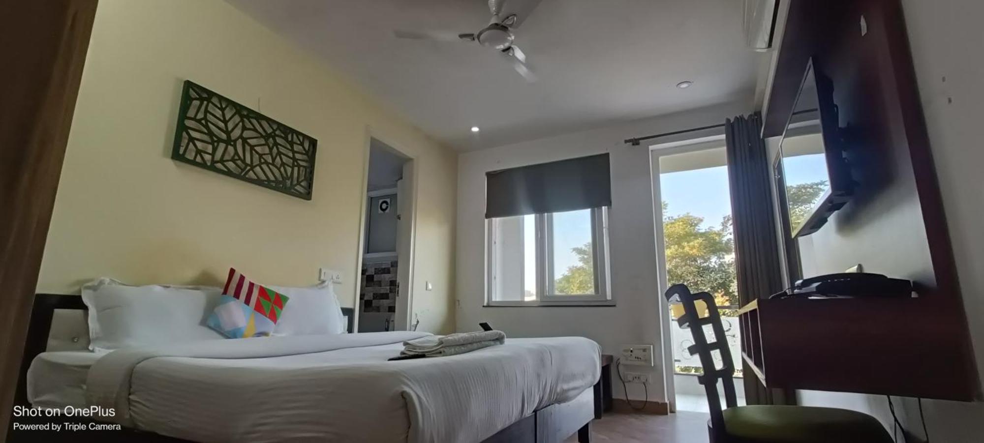 Nuab House - Near Fortis, Max, Medanta, Paras Hospitals And Huda Metro Gurgaon Dış mekan fotoğraf